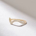 18k Natural Diamond Alternating Pave Stacking Ring: Tiny Zigzag Band for Daily Wear - Image 5