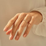 18k Natural Diamond Alternating Pave Stacking Ring: Tiny Zigzag Band for Daily Wear - Image 2