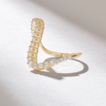 18K Solid Gold Pave Diamond Wavy Statement Ring - Image 3