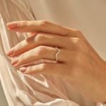 18k Natural Diamond Alternating Pave Stacking Ring: Tiny Zigzag Band for Daily Wear - Image 3