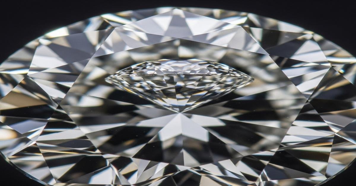 Depth % vs Table %: The Two Numbers Shrinking Your Stone Face-Up